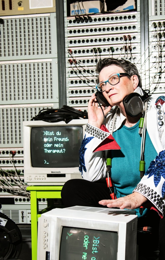 »Radio Einsamkeit« eine digitale Parabel von Nicola Bremer | Regie: Maximilian Pellert | neue Bühne Senftenberg